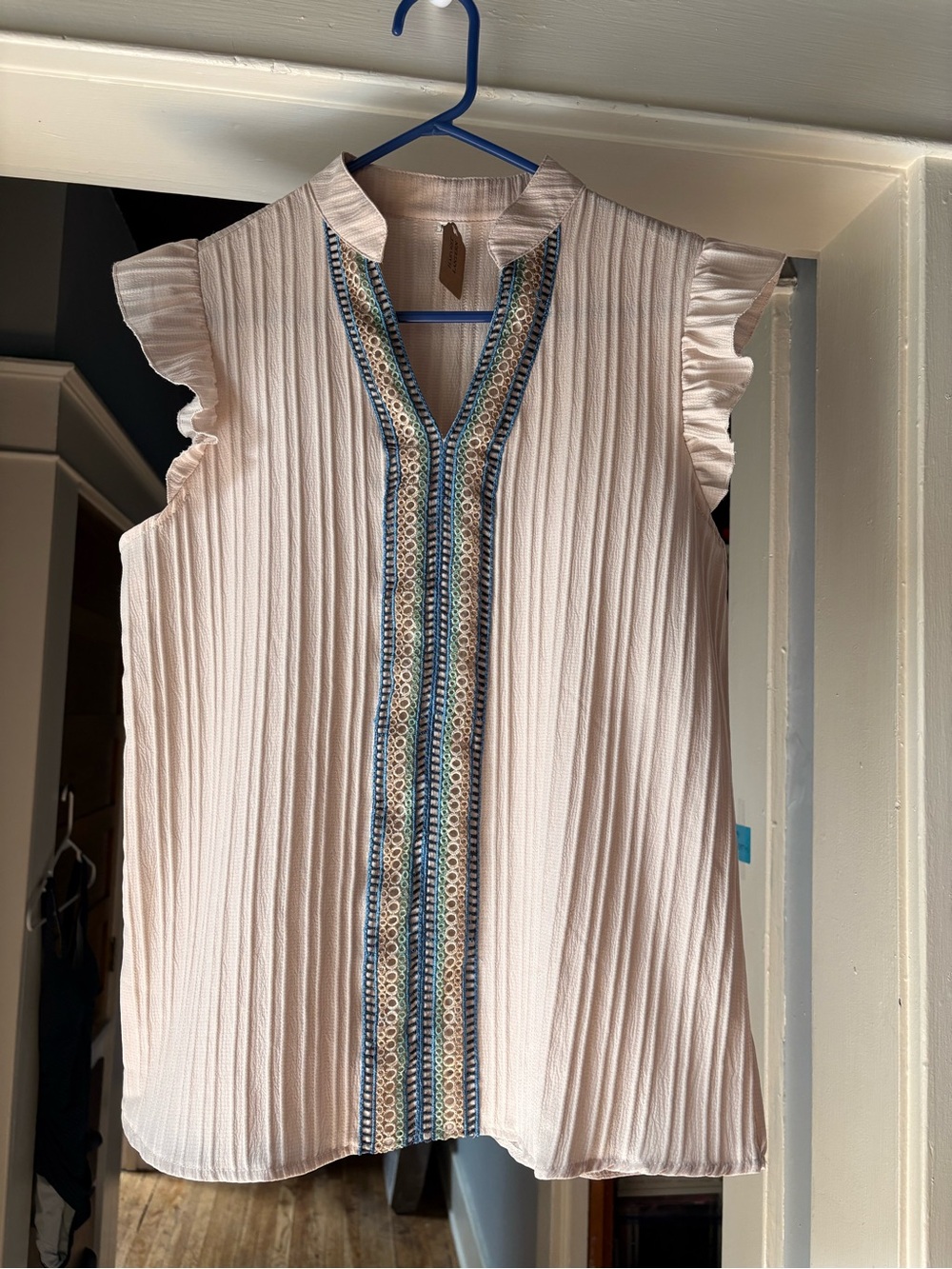 Boho Embroidered V-Neck Flutter-Sleeve Blouse, Size Medium